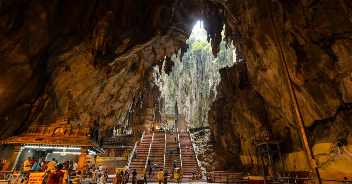 Half Day Kuala Lumpur Suburbs and Batu Caves Tour